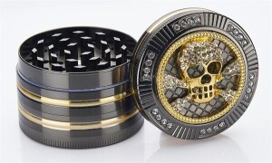 Champ High "Bling Bling Skull" Grinder