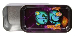 Metalldose mit Tray im Deckel "Ouija Bear"